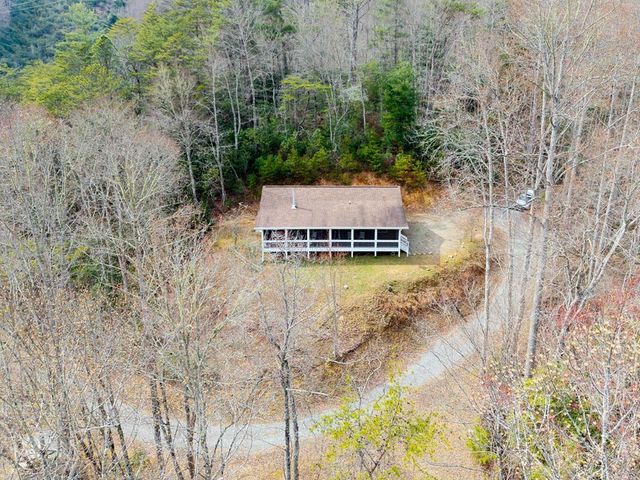145 Raymond Wilson Road, Topton, NC 28781