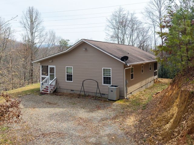 145 Raymond Wilson Road, Topton, NC 28781