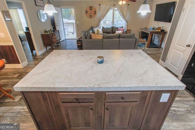 4985 Hwy 169, Glennville, GA 30427