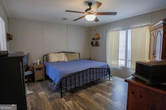 4985 Hwy 169, Glennville, GA 30427