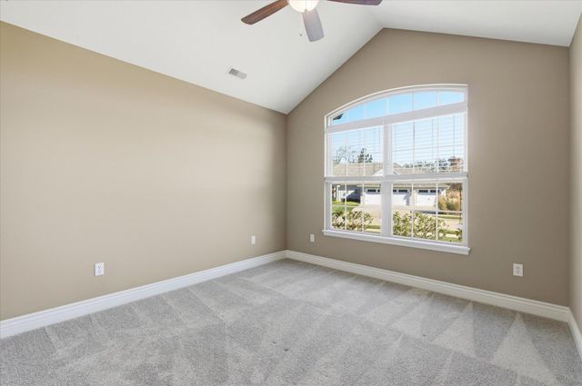 5322 HARBOR TOWN DR, Columbia, MO 65201