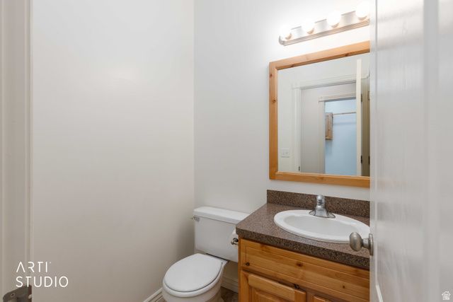 2327 BLUFF RIDGE DR, Syracuse, UT 84075
