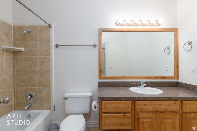 2327 BLUFF RIDGE DR, Syracuse, UT 84075