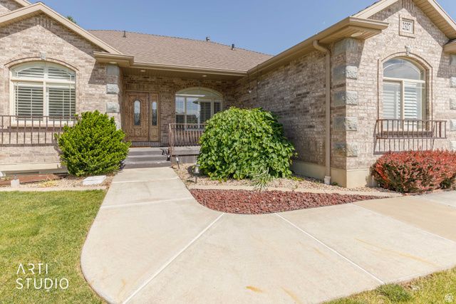 2327 BLUFF RIDGE DR, Syracuse, UT 84075
