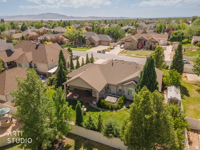 2327 BLUFF RIDGE DR, Syracuse, UT 84075