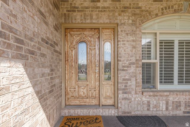 2327 BLUFF RIDGE DR, Syracuse, UT 84075