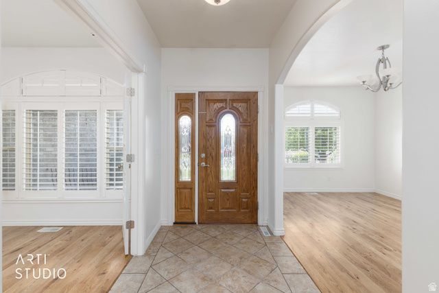 2327 BLUFF RIDGE DR, Syracuse, UT 84075