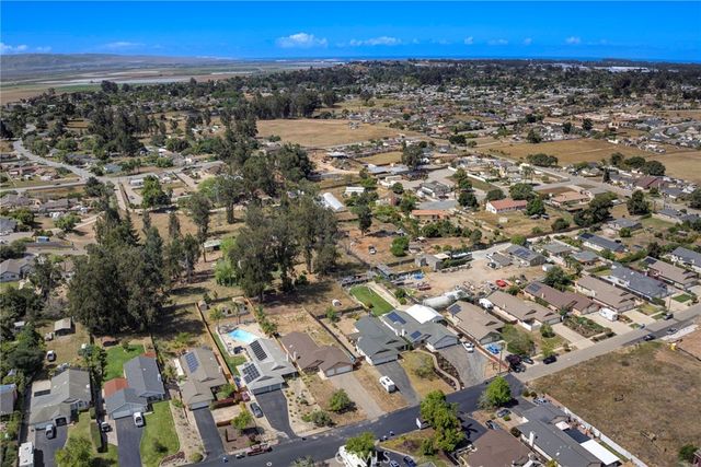 716 Honey Grove, Nipomo, CA 93444