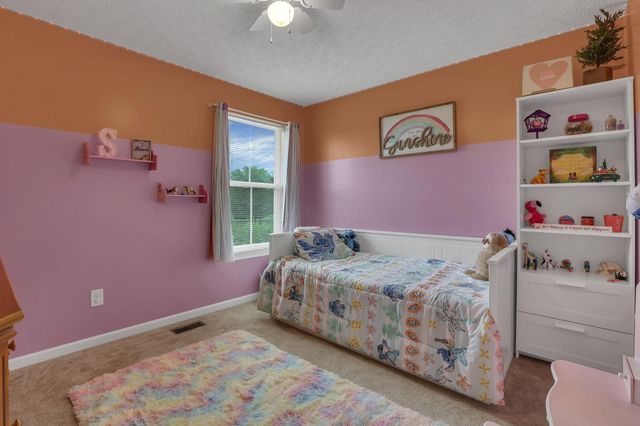 312 Evergreen Circle, Pickerington, OH 43147