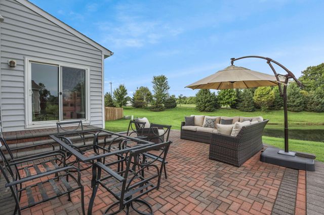 312 Evergreen Circle, Pickerington, OH 43147