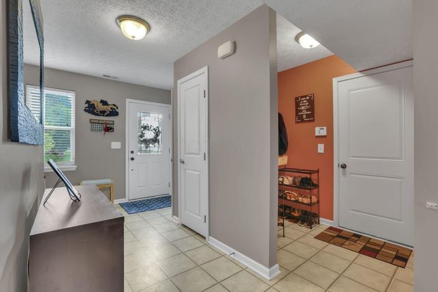 312 Evergreen Circle, Pickerington, OH 43147