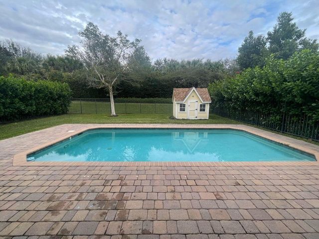 9639 Eagle River Road, Delray Beach, FL 33446