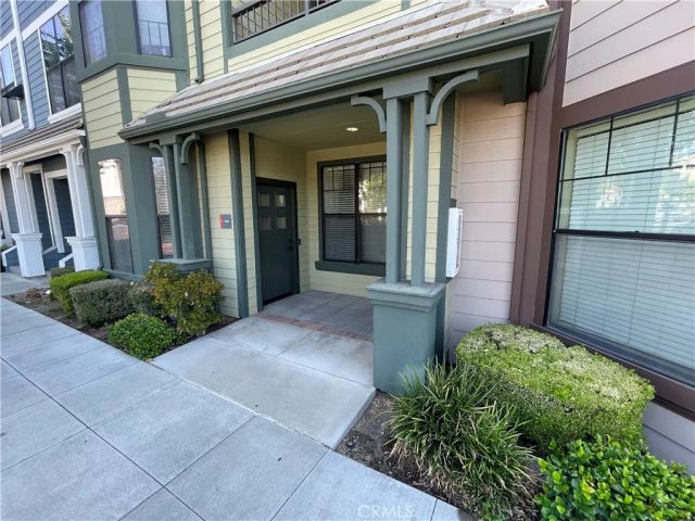 530 S Primrose Avenue, Monrovia, CA 91006