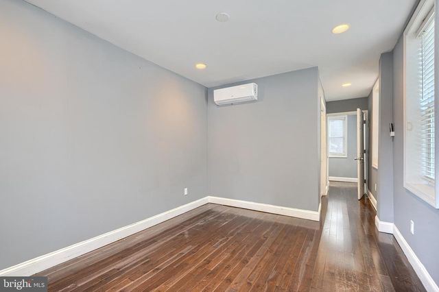 1106 BATTERY AVE, Baltimore, MD 21230