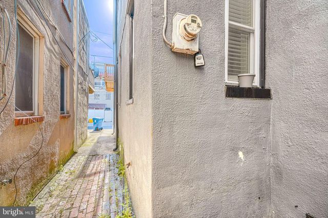 1106 BATTERY AVE, Baltimore, MD 21230