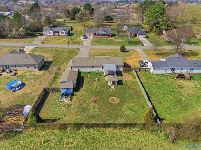 21710 David Drive, Elkmont, AL 35620