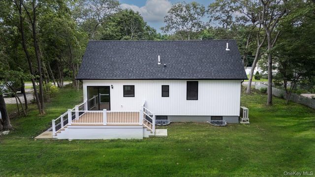 568 granny Road, Medford, NY 11763