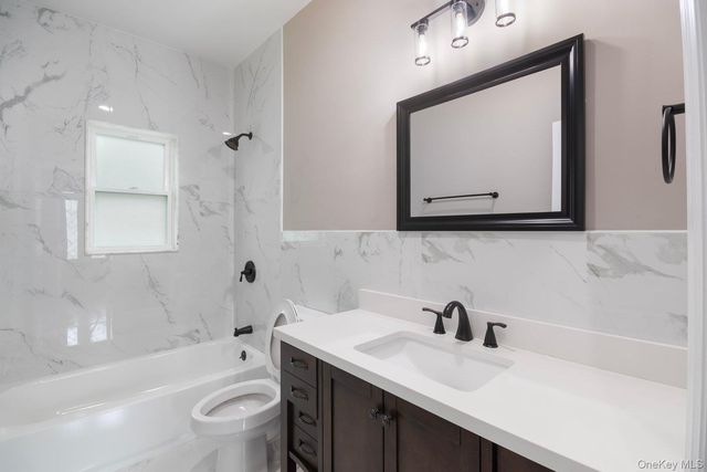 568 granny Road, Medford, NY 11763