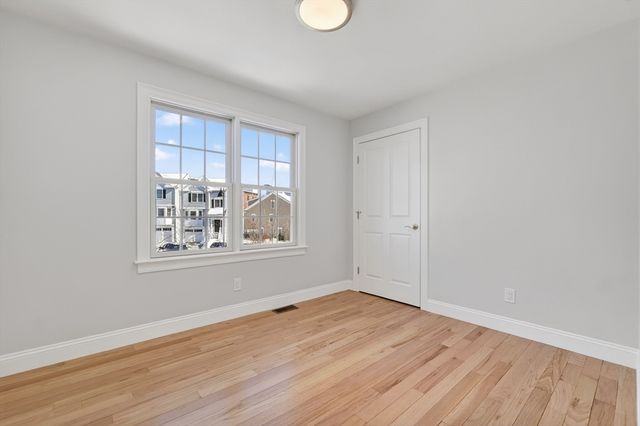 865 Washington Street 6, Canton, MA 02021