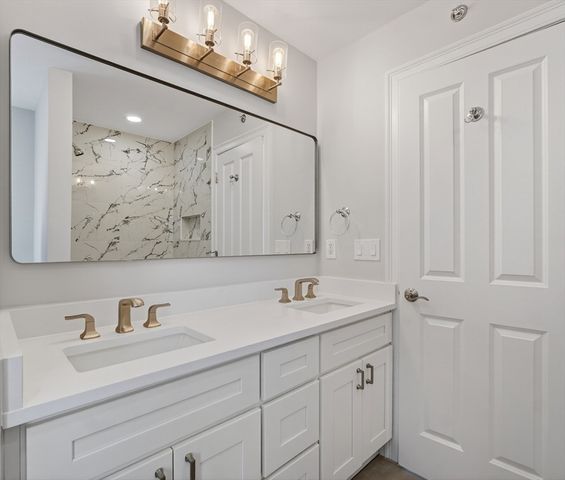 865 Washington Street 6, Canton, MA 02021