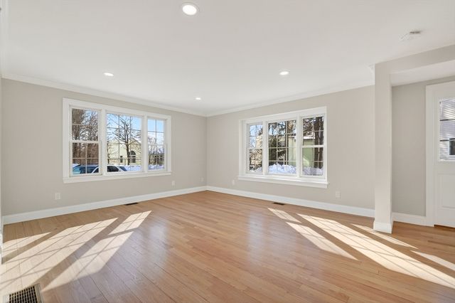 865 Washington Street 6, Canton, MA 02021