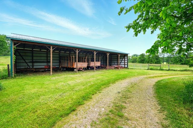 7955 Horn Road, Gambier, OH 43022