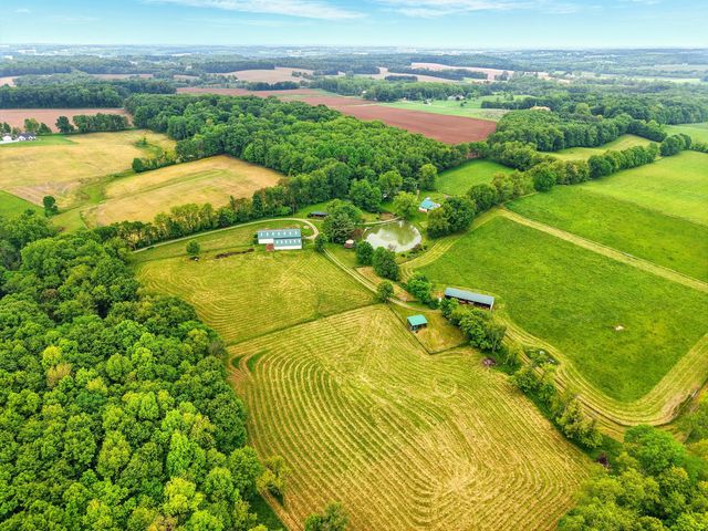 7955 Horn Road, Gambier, OH 43022