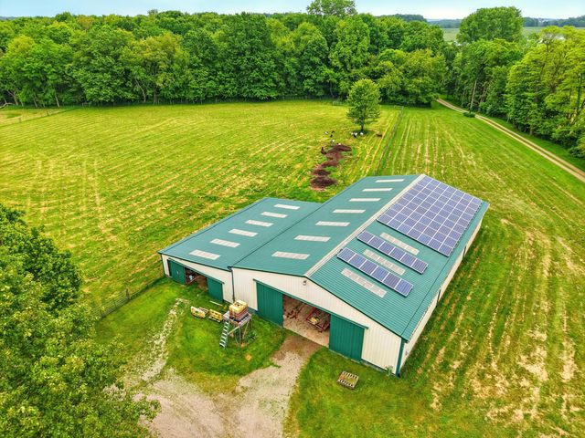 7955 Horn Road, Gambier, OH 43022