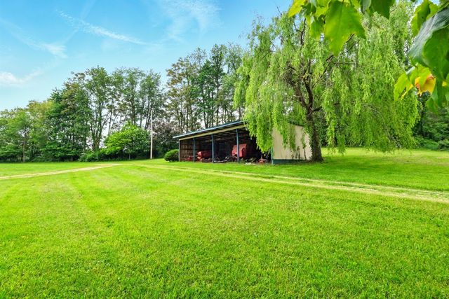 7955 Horn Road, Gambier, OH 43022