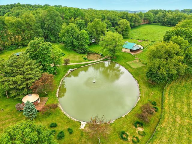 7955 Horn Road, Gambier, OH 43022