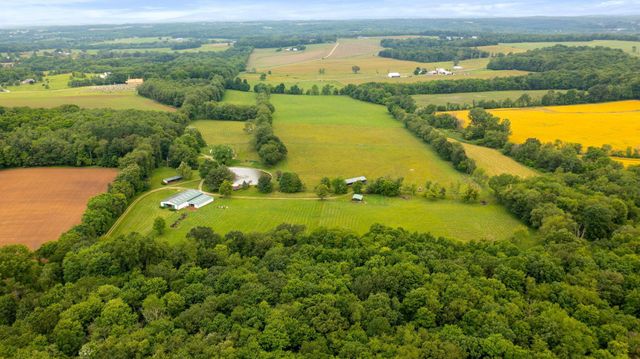 7955 Horn Road, Gambier, OH 43022