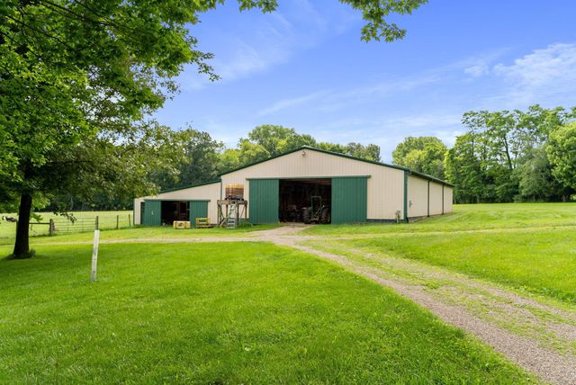 7955 Horn Road, Gambier, OH 43022