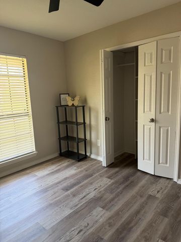 8510 Kensington Drive, Rowlett, TX 75088