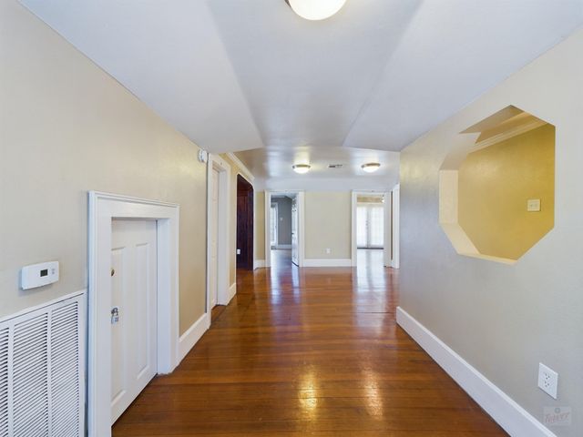 705 E 32nd ST, Austin, TX 78705