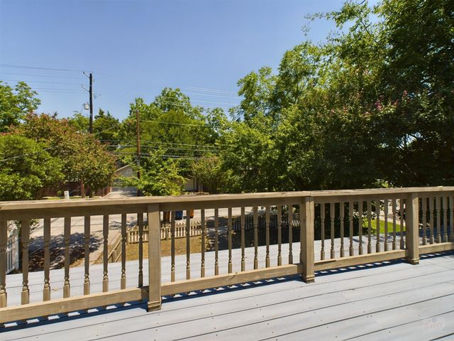 705 E 32nd ST, Austin, TX 78705