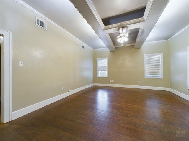 705 E 32nd ST, Austin, TX 78705