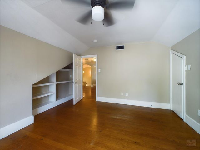 705 E 32nd ST, Austin, TX 78705