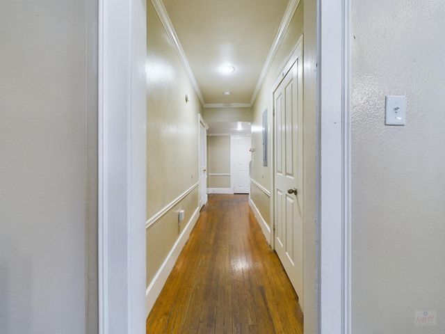 705 E 32nd ST, Austin, TX 78705