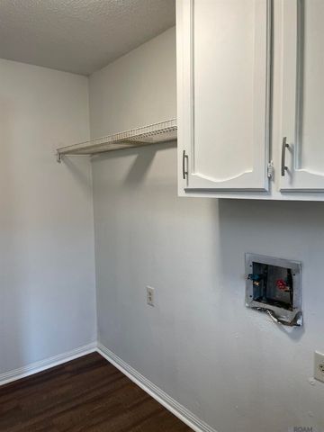 9734 Hardwood Dr, Baton Rouge, LA 70818