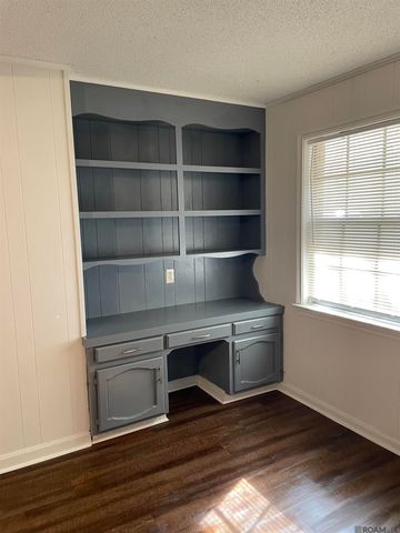 9734 Hardwood Dr, Baton Rouge, LA 70818