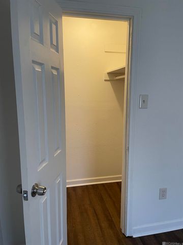 9734 Hardwood Dr, Baton Rouge, LA 70818