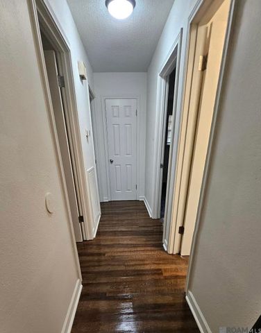 9734 Hardwood Dr, Baton Rouge, LA 70818