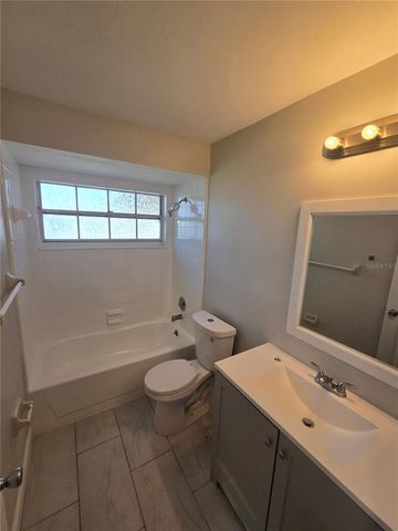 2525 54TH AVENUE S 4, St Petersburg, FL 33712