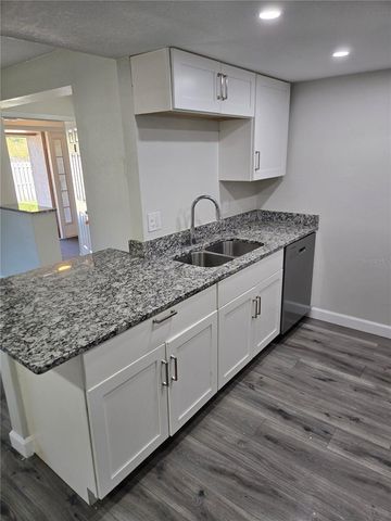 2525 54TH AVENUE S 4, St Petersburg, FL 33712