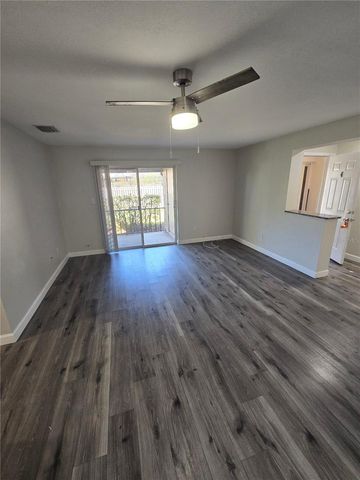 2525 54TH AVENUE S 4, St Petersburg, FL 33712