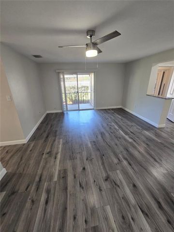 2525 54TH AVENUE S 4, St Petersburg, FL 33712