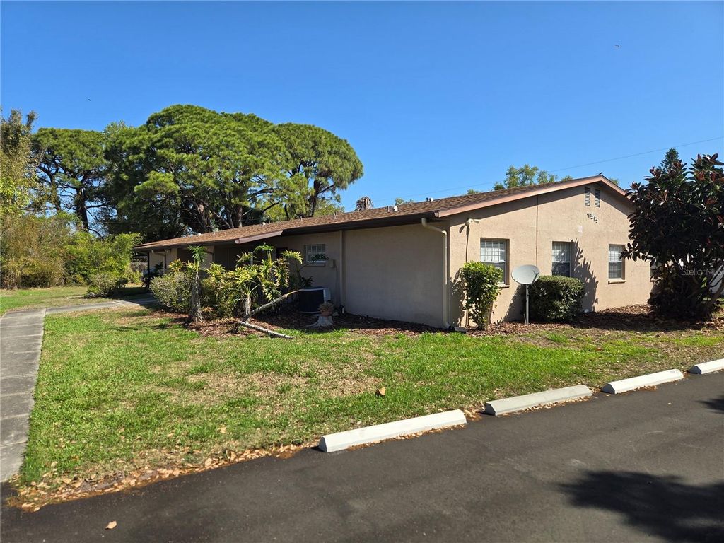 2525 54TH AVENUE S 4, St Petersburg, FL 33712