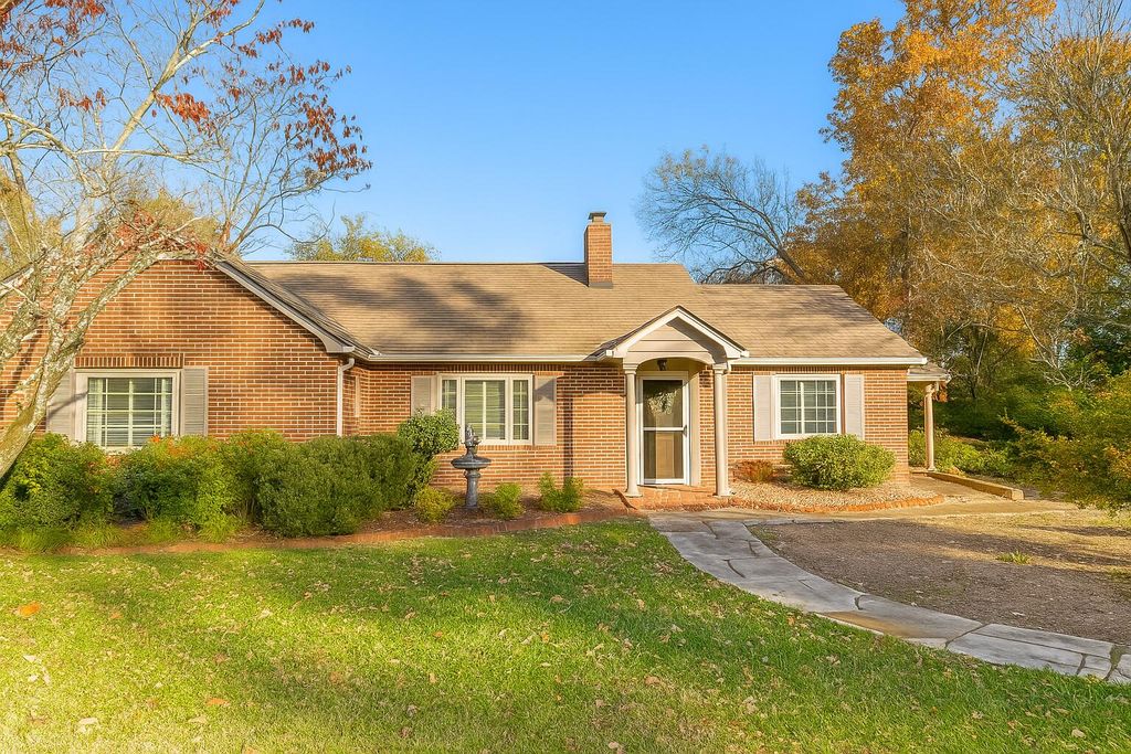 2920 Ozark Road, Chattanooga, TN 37415