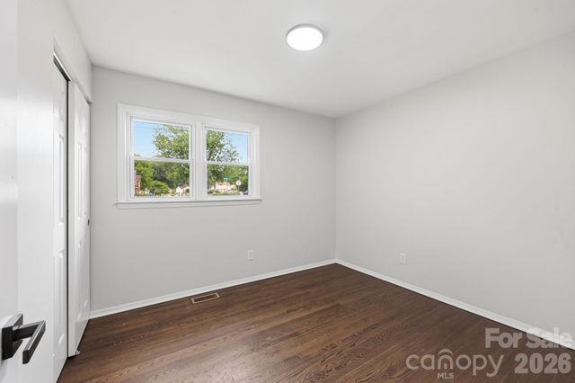 9430 Trinity Road, Charlotte, NC 28216