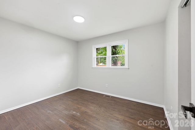9430 Trinity Road, Charlotte, NC 28216